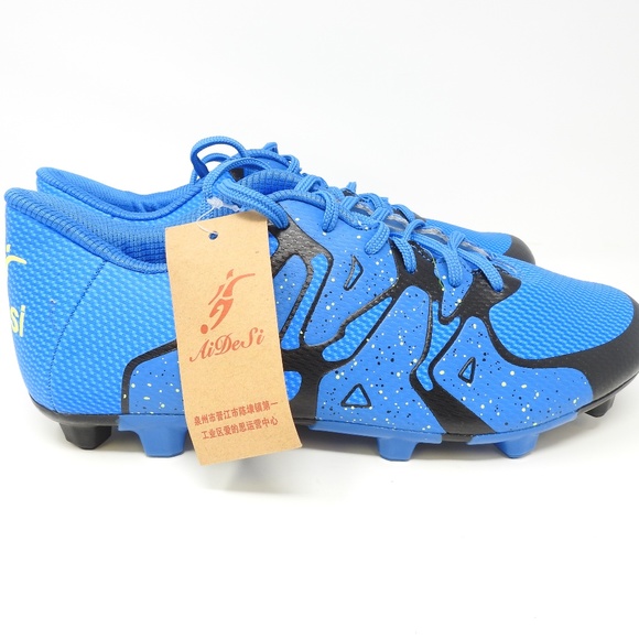 futbol cleats